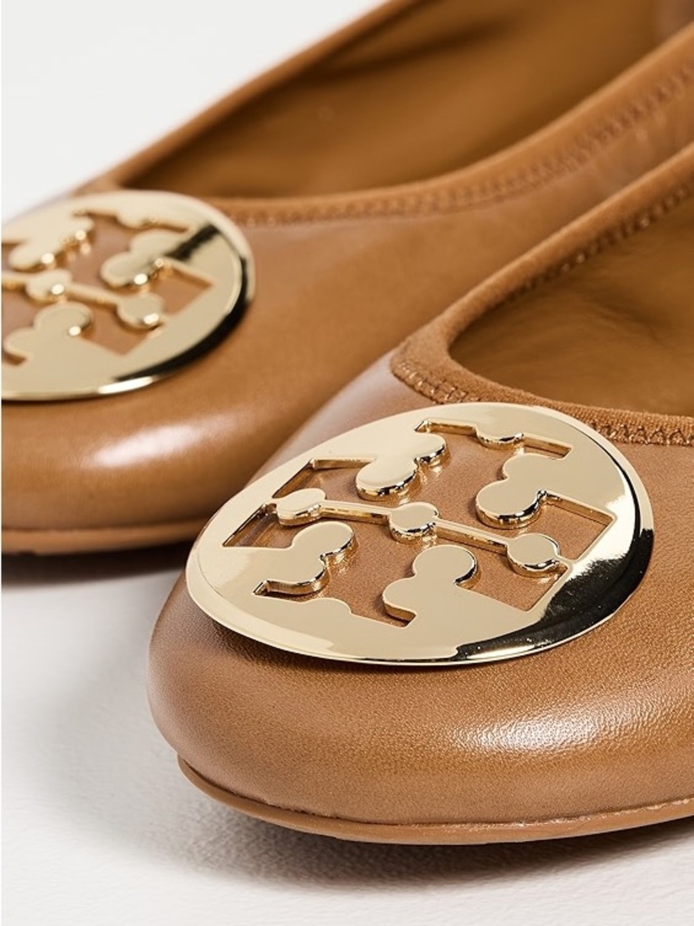 Tory Burch Tan Leather Ballet Flats with Gold Logo Medallion, size 7.5 (w/box)